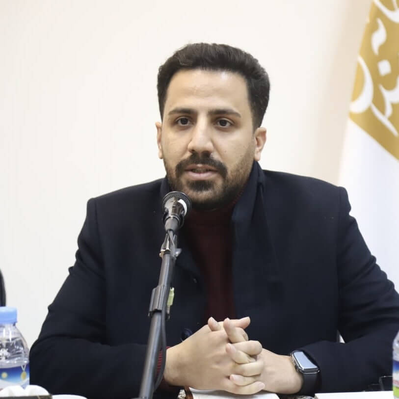 عکس امین حدادی - شاعر و مترجم ایرانی